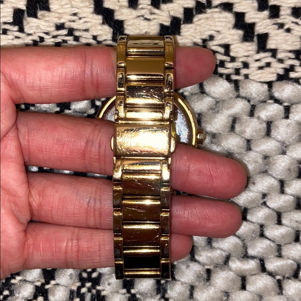 MK watch - Picture 2 of 4